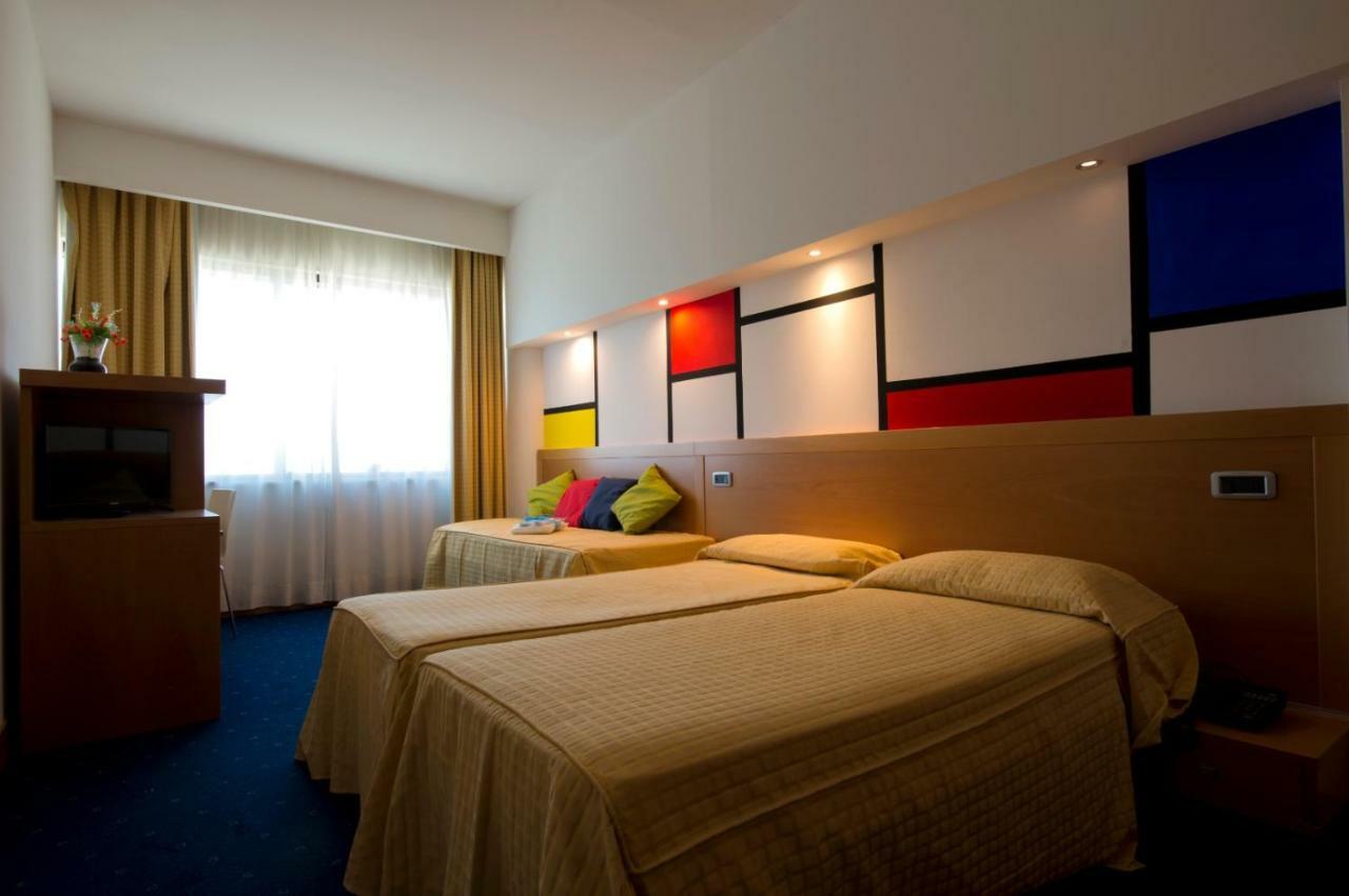 HOTEL PLANET AREZZO 4 Italy from 71 HOTELMIX